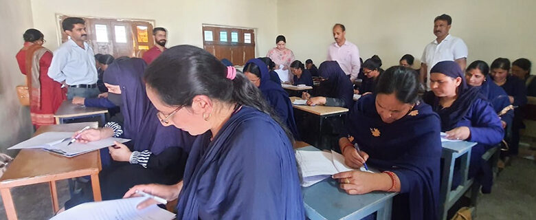 این ایچ ایم کے 1241 اے ایس ایچ اے این آئی او ایس سر ٹیفکیشن اِمتحان میں شامل ہوئے