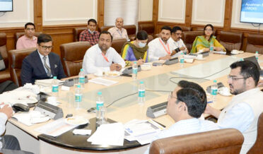 سی اِی او نیشنل ہیلتھ اَتھارٹی نے جموں وکشمیر میں اے بی پی ایم جے اے وائی اور اے بی ڈی ایم کی پیش رفت کاجائزہ لیا