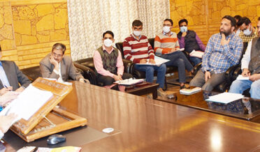 Comm Secy Revenue reviews progress on digitization of Revenue records of Budgam district-4