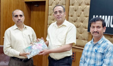 محکمہ اعلیٰ تعلیم نے وِجے کول کو اَلوداعیہ دیا