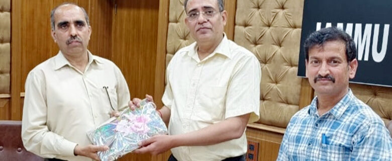 محکمہ اعلیٰ تعلیم نے وِجے کول کو اَلوداعیہ دیا