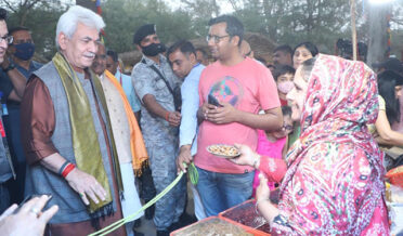 لیفٹیننٹ گورنر نے سورج کنڈا ِنٹرنیشنل کرافٹس میلہ کادورہ کیا