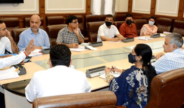 پرنسپل سیکرٹری مکانات و شہری تری محکمہ نے جموں وکشمیر میں ترقیاتی کاموں کو تیز کرنے پر زور دیا