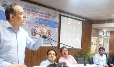 جموں وکشمیر میں آئی آئی ٹی ، آئی آئی ایم ، مرکزی یونیورسٹیوں نے ریکارڈ وقت میں کام کیا :روہت کنسل