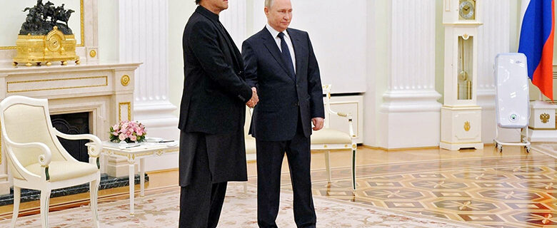 امریکا نے عمران خان کو ’نافرمانی‘ کی سزا دینے کی کوشش کی، روس