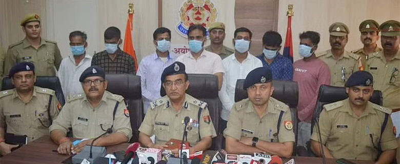 ایودھیا میں بڑی سازش کا پردہ فاش، مسجدوں کے باہر گوشت پھینکنے والا نکلا ہندو!