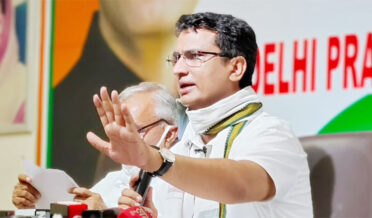 دہلی حکومت کی مافیاؤں سے ملی بھگت کے سبب شراب بیچنے پر پھر سے 25 فیصد کی چھوٹ