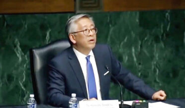 ڈونلڈ لو کا عمران خان کے الزمات سے متعلق سوال کا جواب دینے سے گریز