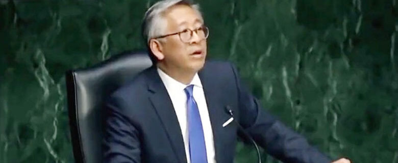 ڈونلڈ لو کا عمران خان کے الزمات سے متعلق سوال کا جواب دینے سے گریز