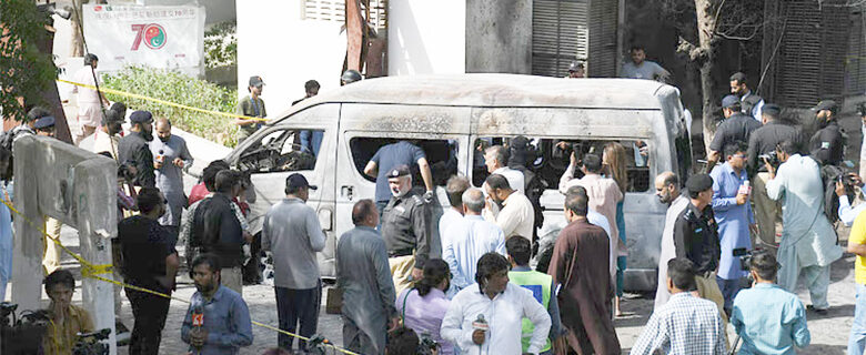 کراچی دھماکوں کے ذمہ داروں کو قیمت چکانی پڑے گی، چینیوں کا خون رائیگاں نہیں جائے گا: چین