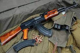 Youth who snatched rifle from CRPF officer brought back with help of parents Police