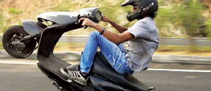 Action against motorcycle stunt youth