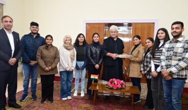 Lt Governor Manoj Sinha flagged-off a batch of students from SKUAST-Jammu on an exposure cum training programme to Kansas State University, USA