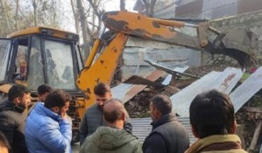 enforcement of anti-encroachment drive padshahi bagh srinagar