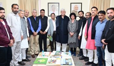 J&K National Panthers Party delegation calls on Lt Governor