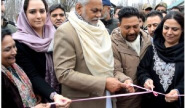 Parshottam Rupala visits Baramulla_ Reviews implementation of Centrally Sponsored Schemes