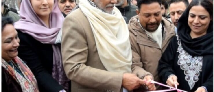 Parshottam Rupala visits Baramulla_ Reviews implementation of Centrally Sponsored Schemes