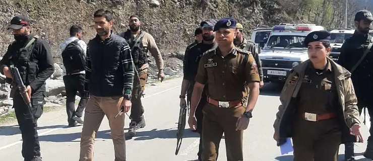 SSP Baramulla visited the border areas of Bonyarawadi