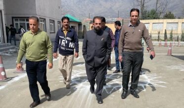 Secretary visits Government Press, inspects functioning-14