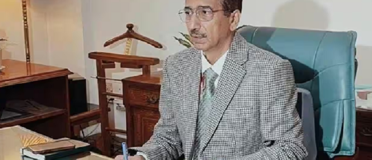 IAS officer Rajesh Malhotra Principal Director General of PIB