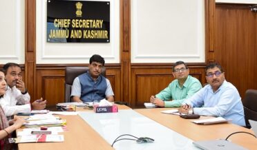 CS takes stock of restoration works of Mubarak Mandi Heritage Complex-19