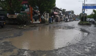 DAMAGED-ROAD-IN DOWNTOWN SRINAGAR