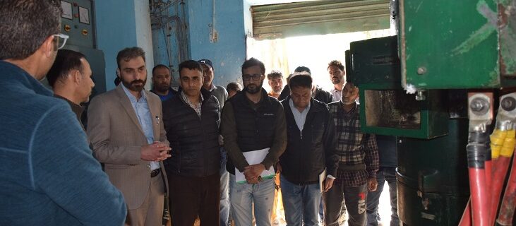 DC pulwama visits Lethapora, Inspects Lift Irrigation plant