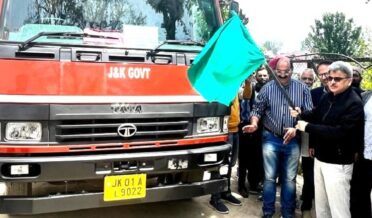 Dulloo flags off consignment of vegetable seedlings for Gurez
