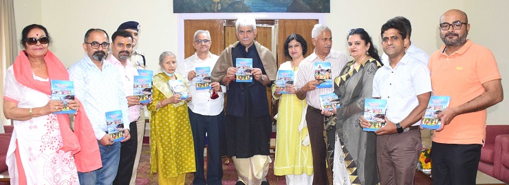 Lt Governor Shri Manoj Sinha released a book titled “Vishwasthali-My Pride” authored by Sh Shiv Kumar Padha