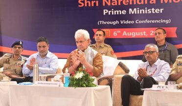 Lt Governor Sh Manoj Sinha attends Launch of Amrit Bharat Station Scheme & Foundation laying ceremony of Redevelopment of 508 Railway Stations by Hon'ble PM Shri Narendra Modi