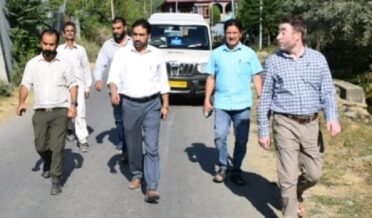طارق زرگر نے بانڈی پورہ کا دورہ کیا