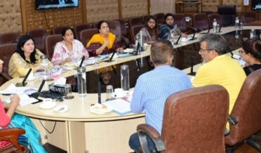 Yasha Mudgal reviews progress of various initiatives of Cooperative sector across J&K