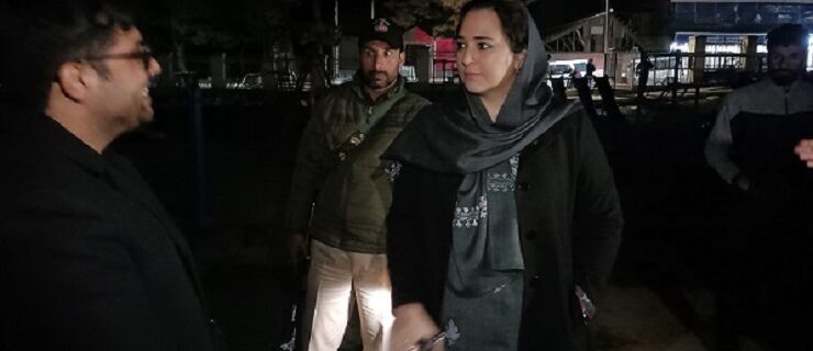 سرمائی سیاحت: ضلع ترقیاتی کمشنر بارہمولہ نے رات گئے ٹنگمرگ کا دورہ کیا