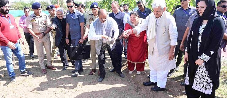 Lt Governor Sh Manoj Sinha inaugurated Rabi Campaign in Baramulla