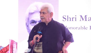 Lt Governor Sh Manoj Sinha interacted with the members of YPO-Greater India Chapter at Srinagar