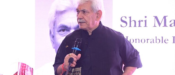 Lt Governor Sh Manoj Sinha interacted with the members of YPO-Greater India Chapter at Srinagar