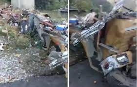 truck fell in jammu