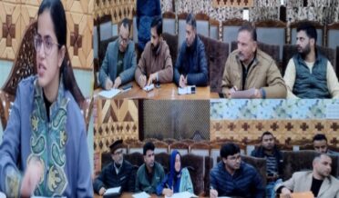 DC Kupwara reviews progress of æPM Vishwakarma Scheme in the district