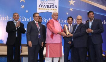 Lt Governor Sh Manoj Sinha addressed the EEPC India National Export Awards function (3)