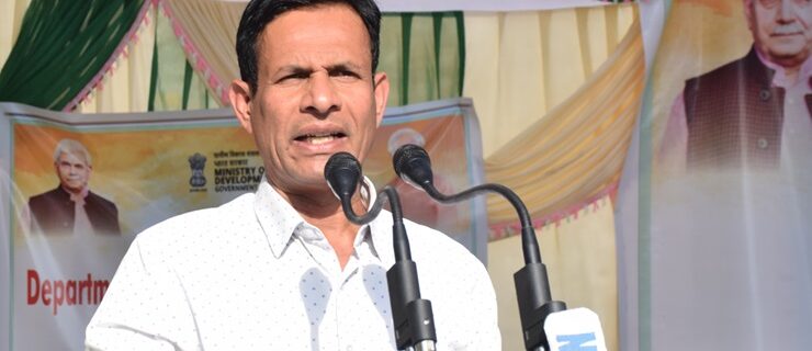 Principal Secretary PDD participates in multitude of events at Drabshalla, Kishtwar