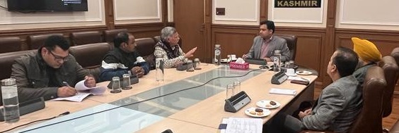 سیکرٹری ریونیو نے آن لائن سروس پورٹلوں کے کام کاج کا جائزہ لیا
