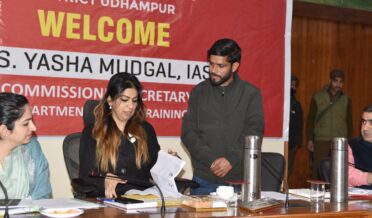 Yasha Mudgal chairs meeting to review SSR of Electoral Rolls in Udhampur
