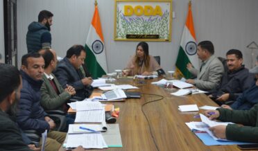 یاشا مدگل نے ڈوڈہ میں ایچ اے ڈی پی پر پیش رفت کا جائیزہ لیا