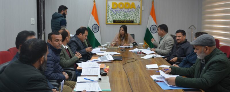 یاشا مدگل نے ڈوڈہ میں ایچ اے ڈی پی پر پیش رفت کا جائیزہ لیا