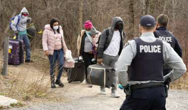 کینیڈا کا غیردستاویزی تارکین وطن کی شہریت کے لیے راہیں ہموار کرنے کا منصوبہ