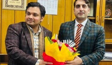 اعجاز اسد نے سیکرٹری پلاننگ اور سول ایوی ایشن کے عہدے کا چارج سنبھالا