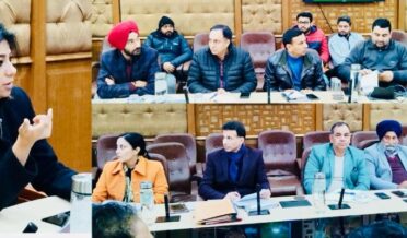 کمشنر سیکرٹری سیاحت نے گولف کورسز ، ٹی ڈی اے کا جائیزہ لینے کیلئے میٹنگ طلب کی