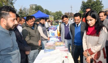 Prerna Puri attends mega event at Sunderbani