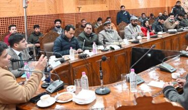 Sarmad Hafeez chaired Public darbar at Shopian