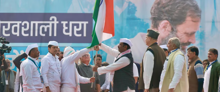 ’آر ایس ایس-بی جے پی کے نظریات نے تشدد اور نفرت پھیلا رکھی ہے‘، بہار میں راہل گاندھی کا خطاب